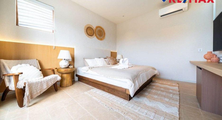 For sale 4 bedrooms house in Jomtien, Pattaya