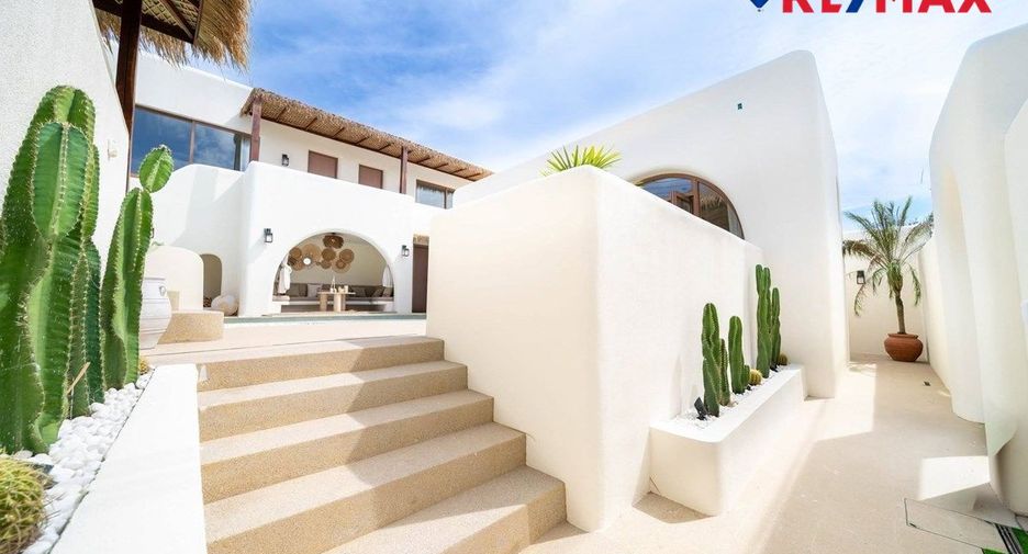 For sale 4 bedrooms house in Jomtien, Pattaya