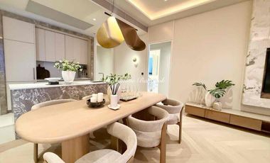 For sale 3 bedrooms condo in Khlong Toei, Bangkok