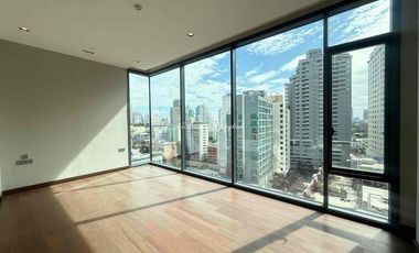 Condo en venta de 3 habitaciones en Khlong Toei, Bangkok