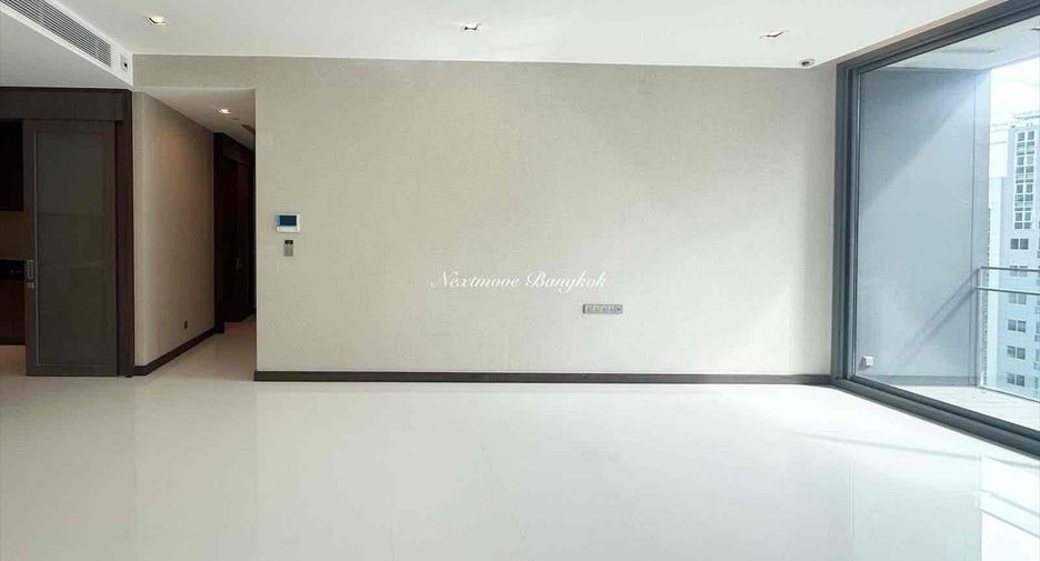 Condo en venta de 3 habitaciones en Khlong Toei, Bangkok