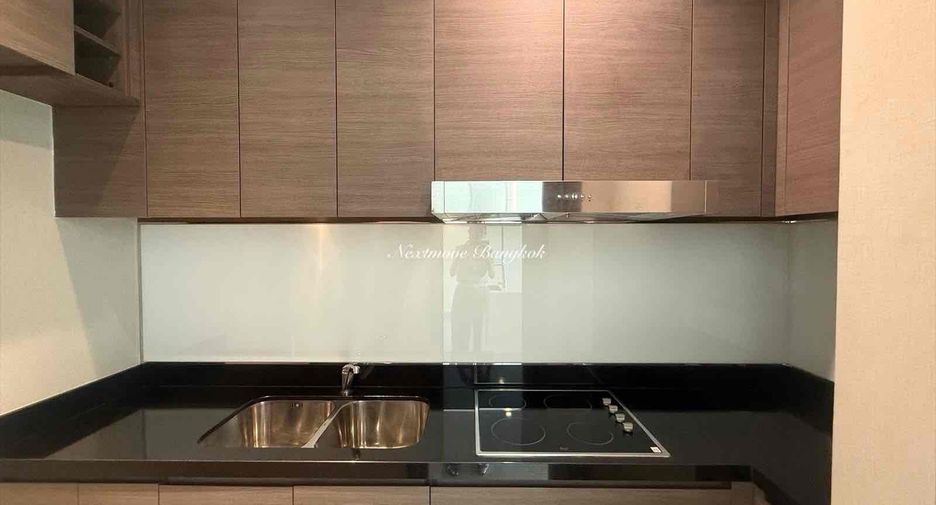 Condo en venta de 3 habitaciones en Khlong Toei, Bangkok