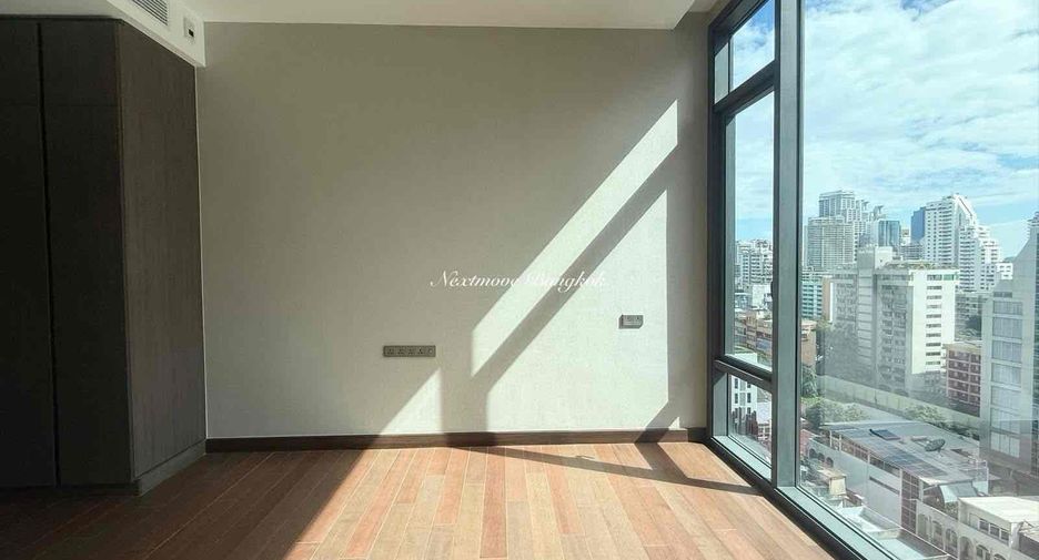 Condo en venta de 3 habitaciones en Khlong Toei, Bangkok