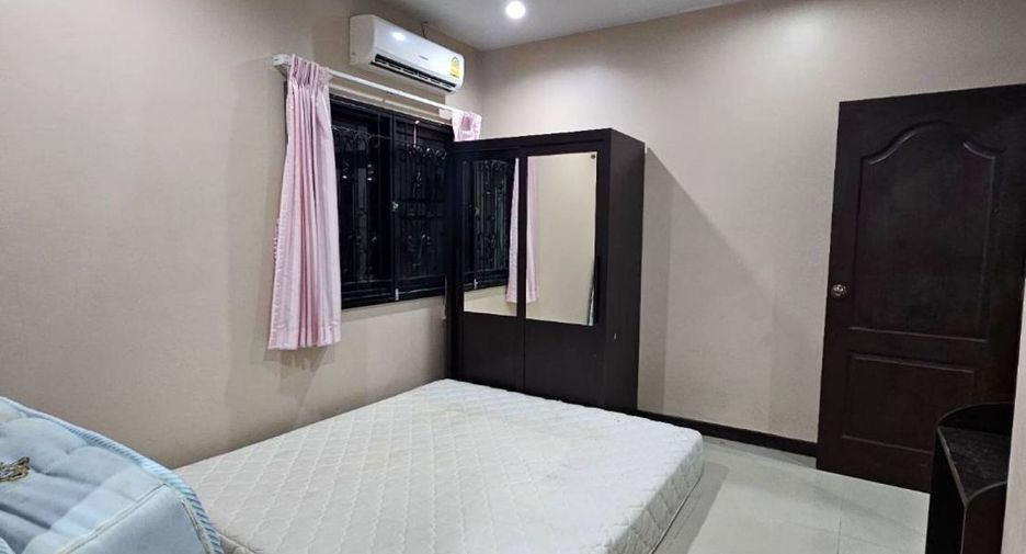 For sale 4 bedrooms house in Bang Bon, Bangkok