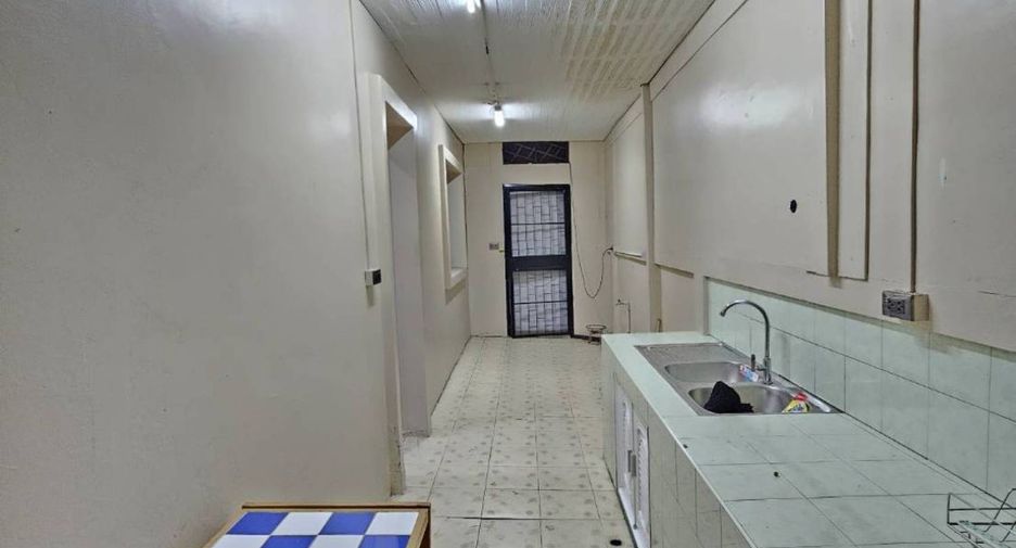 For sale 4 bedrooms house in Bang Bon, Bangkok