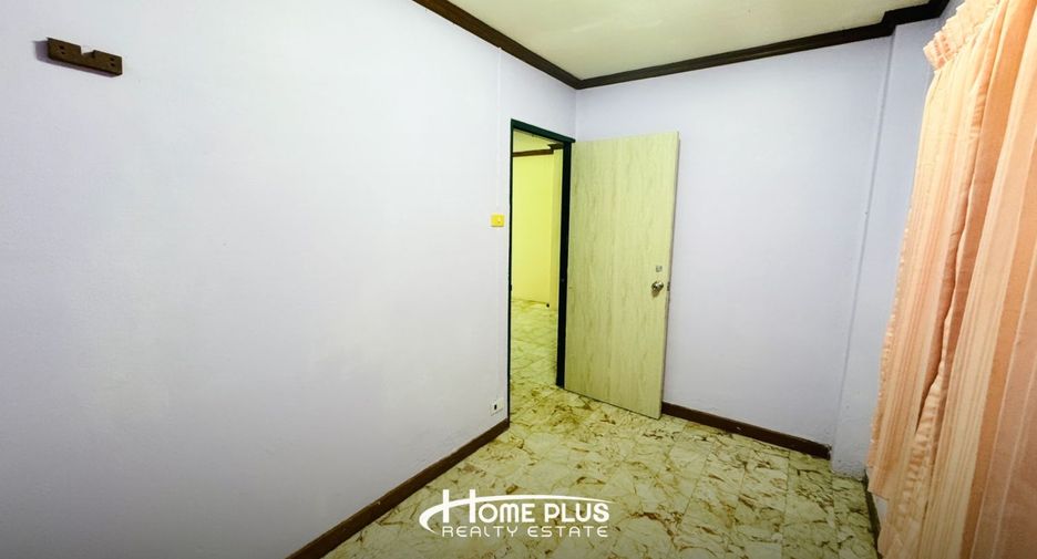 Продажа 3 спальни таунхаус в Лат Пхрао, Бангкок