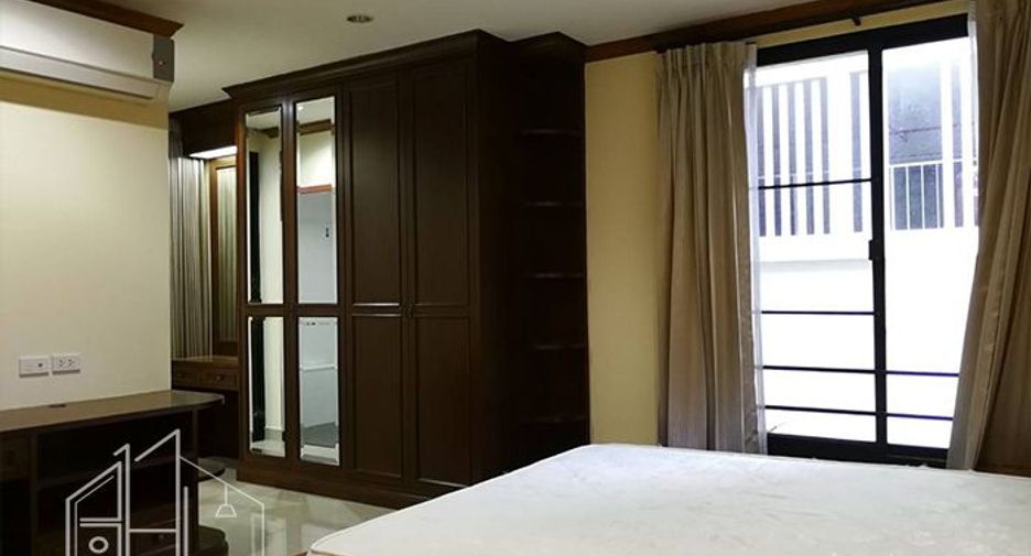 Wohnung zur Miete mit 3 Zimmer in Watthana, Bangkok