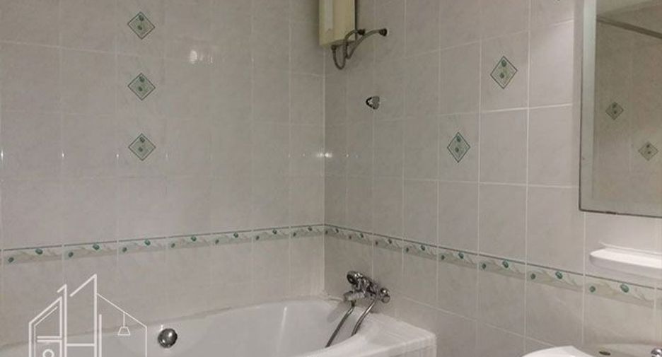 Wohnung zur Miete mit 3 Zimmer in Watthana, Bangkok