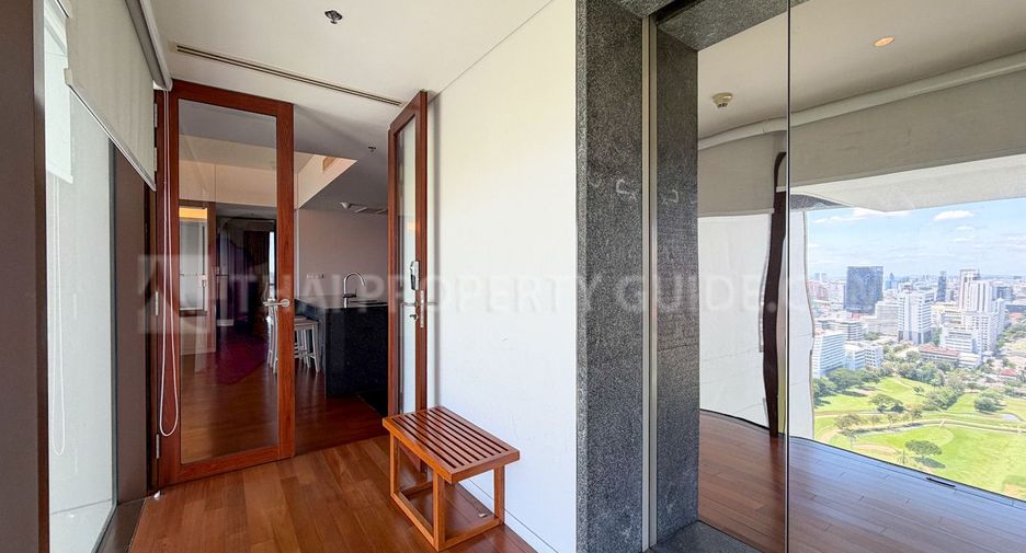 Wohnung zur Miete mit 2 Zimmer in Pathum Wan, Bangkok