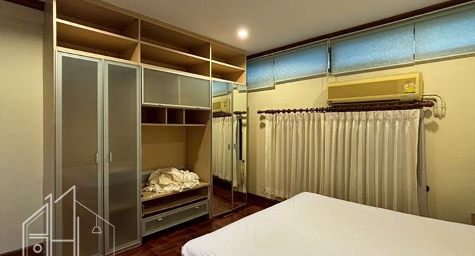 Apartment zur Miete mit 3 Zimmer in Watthana, Bangkok