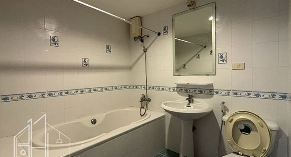Apartment zur Miete mit 3 Zimmer in Watthana, Bangkok