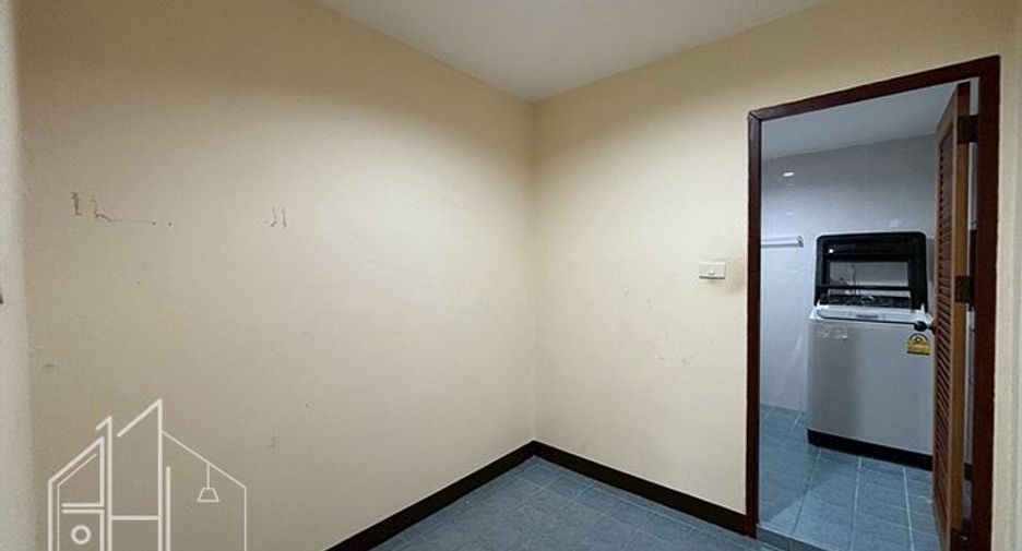 Apartment zur Miete mit 3 Zimmer in Watthana, Bangkok