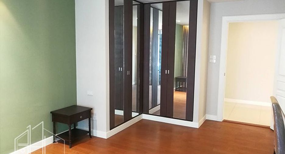 Apartment zur Miete mit 3 Zimmer in Watthana, Bangkok
