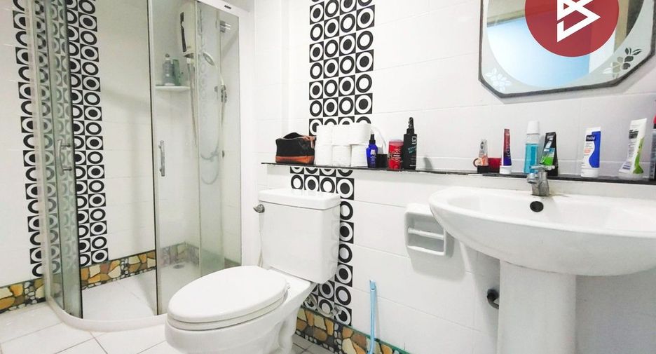 À vendre 4 chambres maison de ville à Mueang Samut Sakhon, Samut Sakhon
