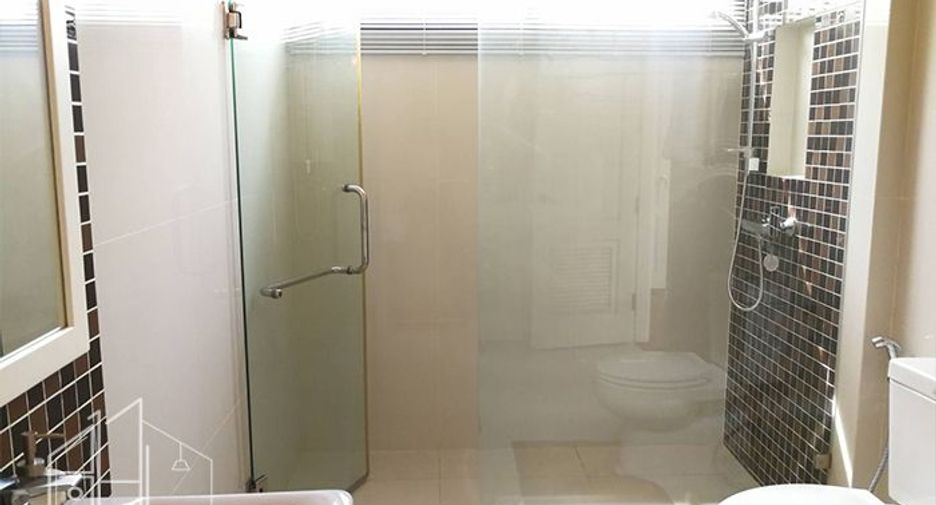 Wohnung zur Miete mit 3 Zimmer in Watthana, Bangkok