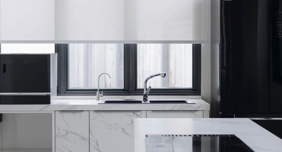Haus zur Miete und zum Kauf mit 3 Zimmer in Watthana, Bangkok