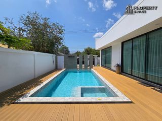 Villa en alquiler de 3 habitaciones en Bang Lamung, Chonburi