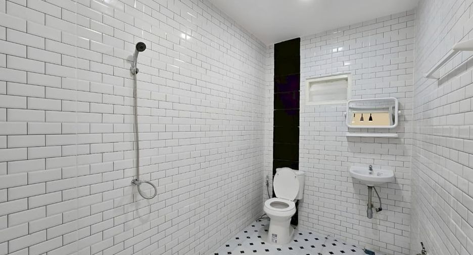 Продажа 3 спальни дом в Восточная Паттайя, Паттайя