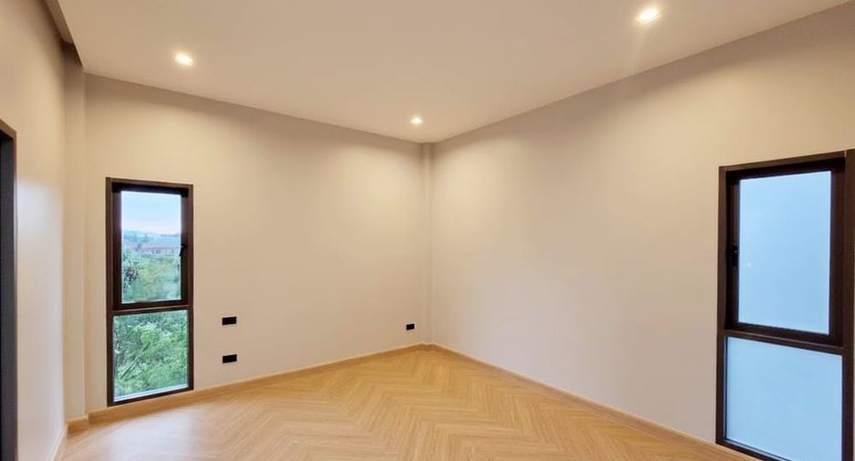 À vendre 4 chambres maison à East Pattaya, Pattaya