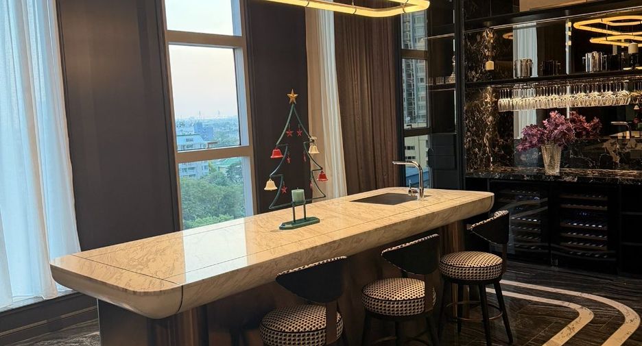 For rent 1 bed condo in Khlong Toei, Bangkok
