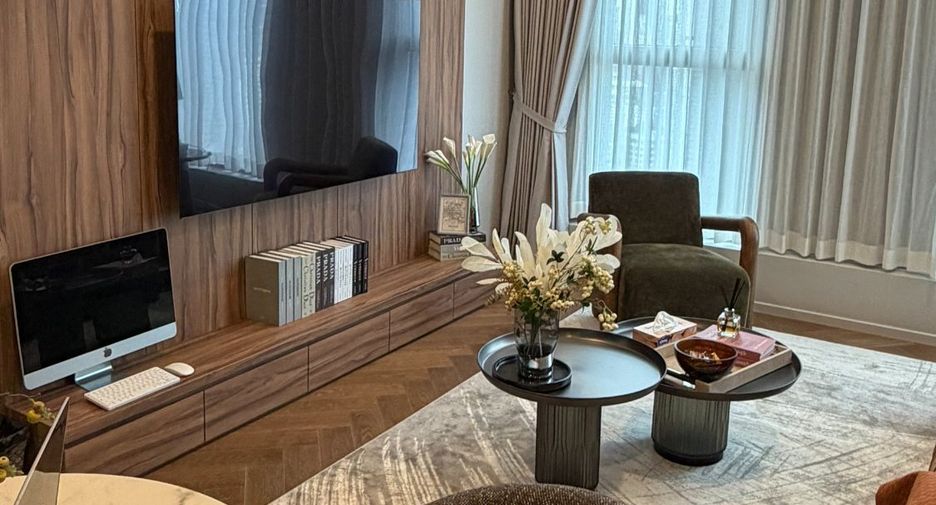 For rent 1 bed condo in Khlong Toei, Bangkok