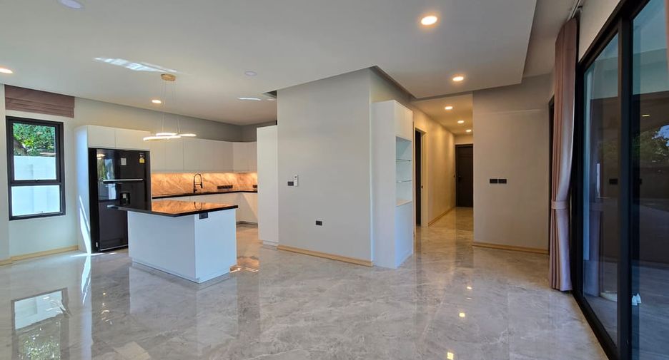 Villa en venta de 3 habitaciones en East Pattaya, Pattaya