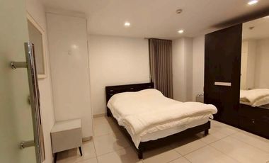 À louer et à vendre 2 chambres condo à Pratumnak, Pattaya