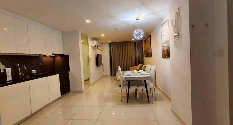 À louer et à vendre 2 chambres condo à Pratumnak, Pattaya