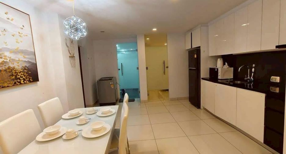 À louer et à vendre 2 chambres condo à Pratumnak, Pattaya