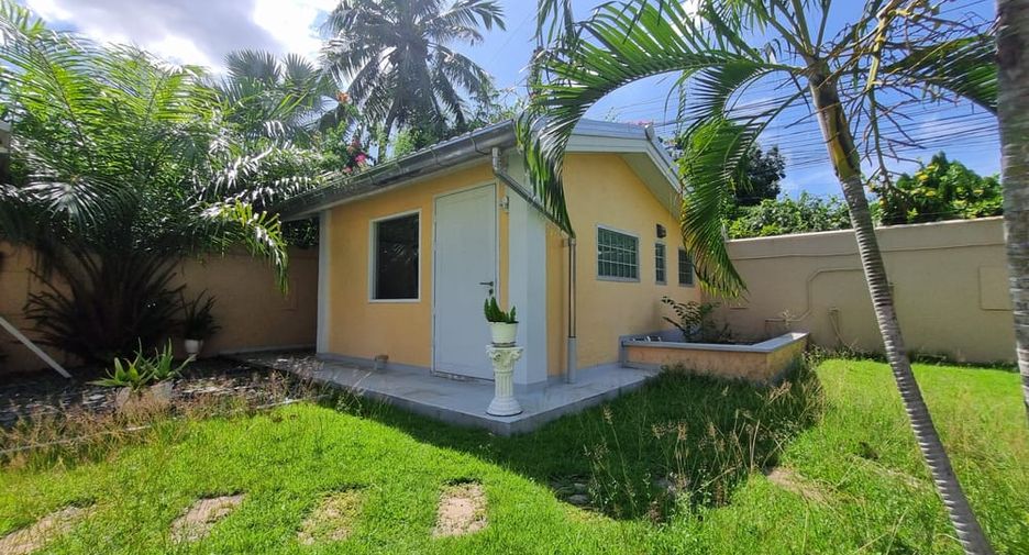 For rent 8 ベッドルーム villa in East Pattaya, Pattaya