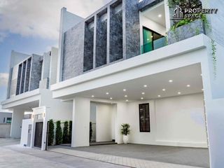 For rent 4 ベッドルーム villa in Bang Lamung, Chonburi