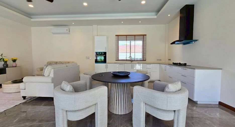Villa en venta de 3 habitaciones en East Pattaya, Pattaya