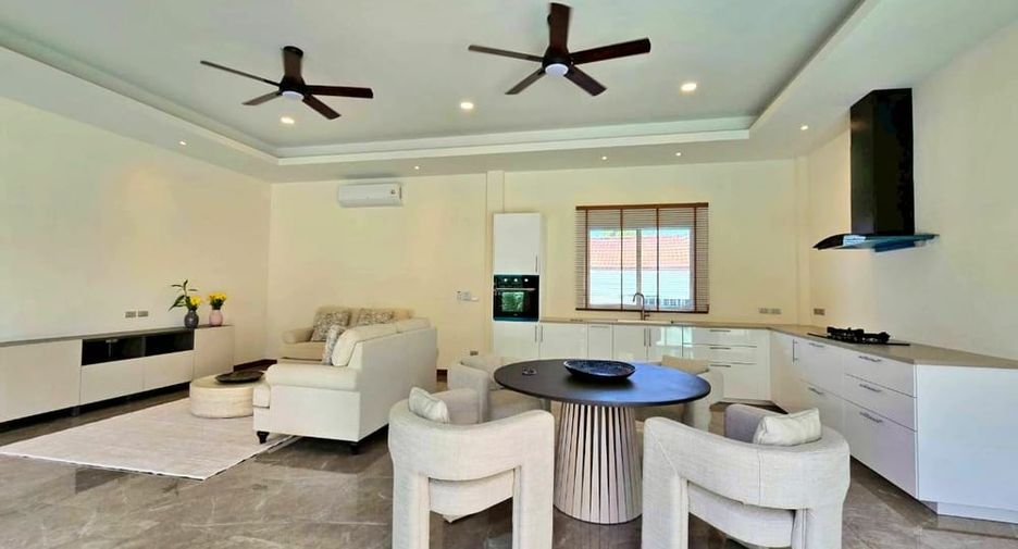 Villa en venta de 3 habitaciones en East Pattaya, Pattaya