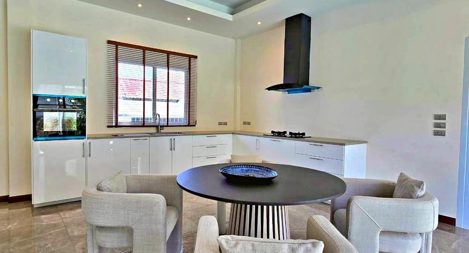 Villa en venta de 3 habitaciones en East Pattaya, Pattaya