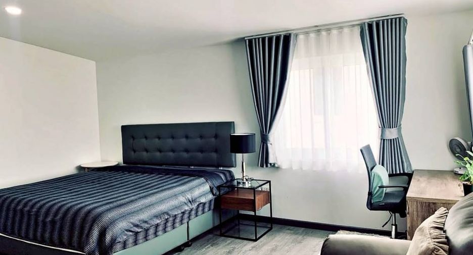 Villa en alquiler de 3 habitaciones en East Pattaya, Pattaya