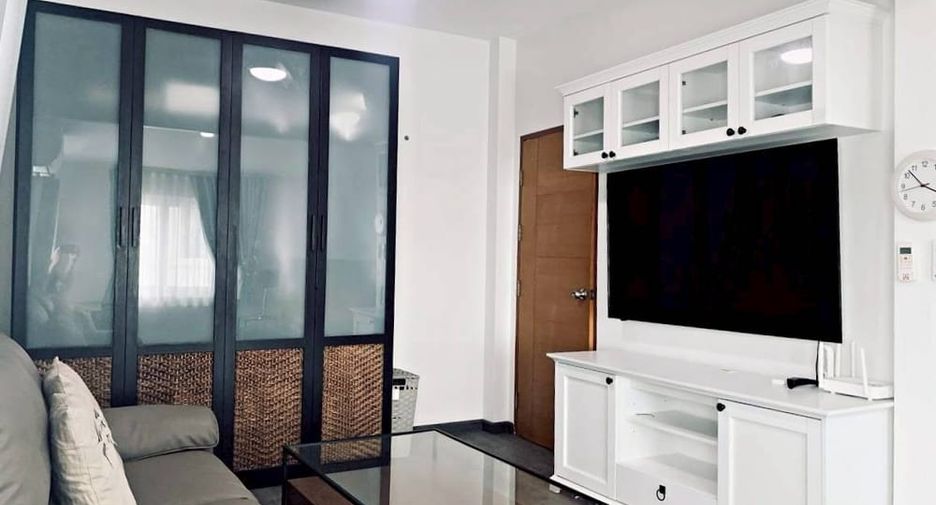 Villa en alquiler de 3 habitaciones en East Pattaya, Pattaya