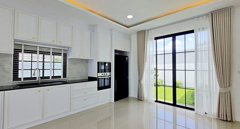 Villa en venta de 3 habitaciones en East Pattaya, Pattaya