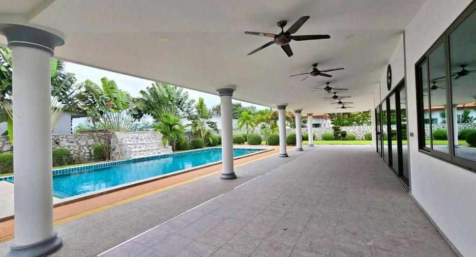 Villa en venta de 3 habitaciones en East Pattaya, Pattaya