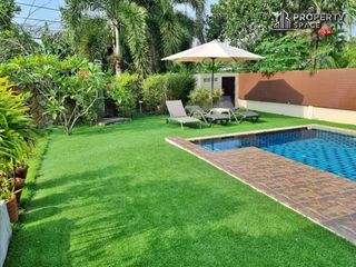 Villa en alquiler de 3 habitaciones en Bang Lamung, Chonburi