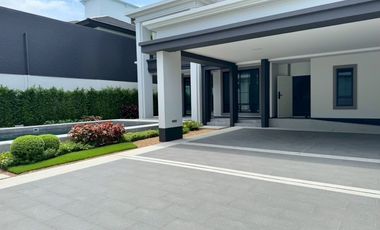 For rent 4 ベッドルーム house in Mueang Samut Prakan, Samut Prakan