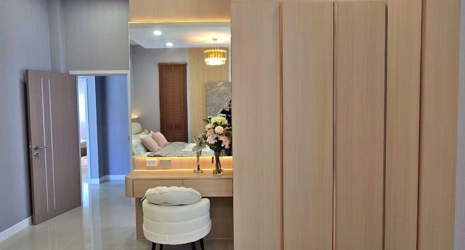 For sale 3 bedrooms villa in Huay Yai, Pattaya