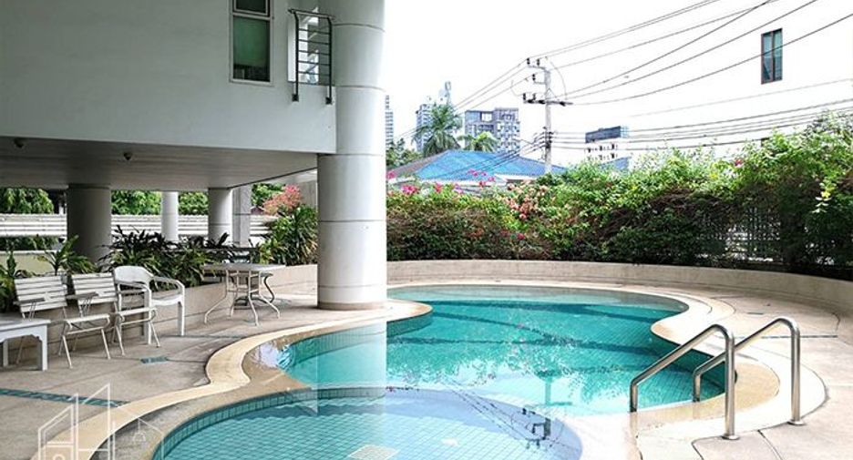 出租 2 卧室 公寓式住宅 在 Watthana, 曼谷