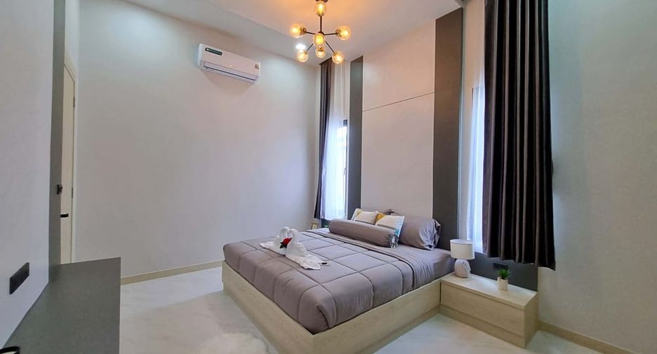 For sale 3 bedrooms villa in East Pattaya, Pattaya