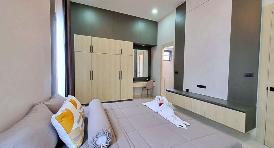 For sale 3 bedrooms villa in East Pattaya, Pattaya