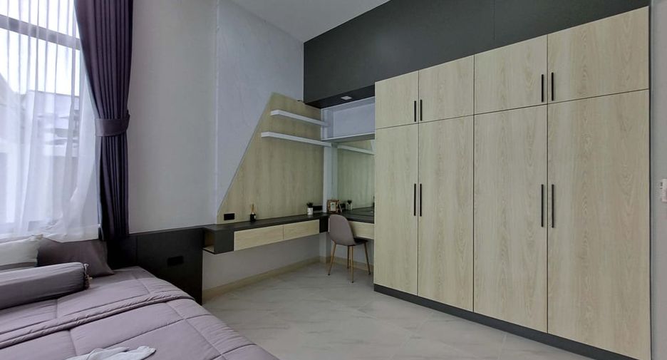 For sale 3 bedrooms villa in East Pattaya, Pattaya