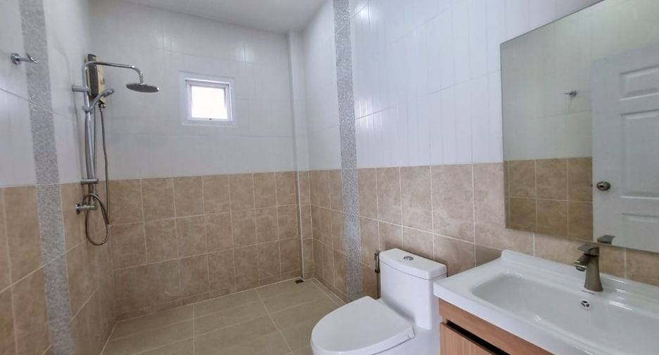 For sale 3 bedrooms villa in Huay Yai, Pattaya