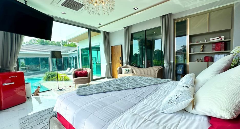 À vendre 4 chambres villa à East Pattaya, Pattaya