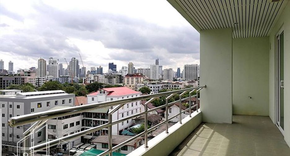 出租 4 卧室 公寓式住宅 在 Watthana, 曼谷