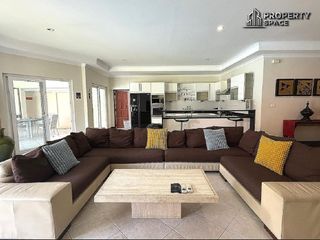 出售 5 卧室 别墅 在 Bang Lamung, Chon Buri