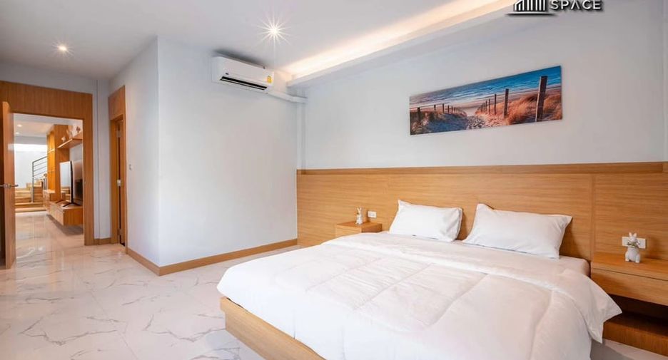 À vendre 4 chambres villa à South Pattaya, Pattaya